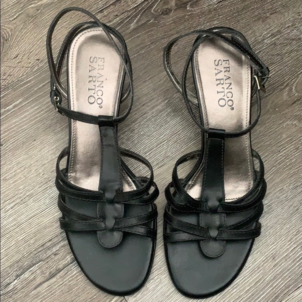 🌟HP🌟Size 6 Franco Sarto low heels